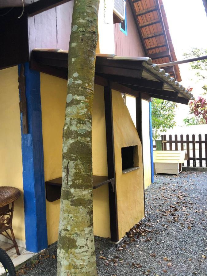 Chales No Centro De ボンビーニャス エクステリア 写真