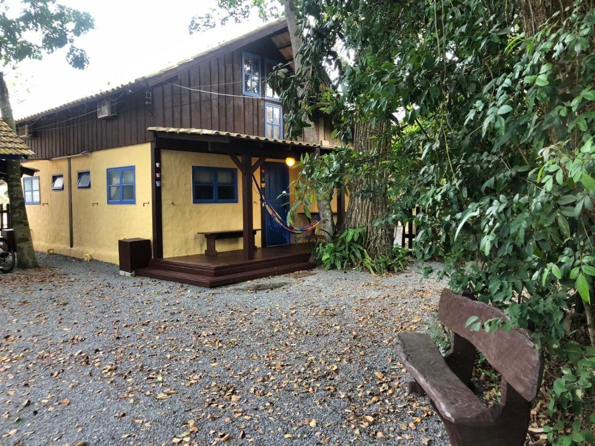 Chales No Centro De ボンビーニャス エクステリア 写真